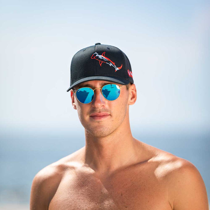 Hammerhead Shark Scuba Diving Trucker Hat - Black - Beach